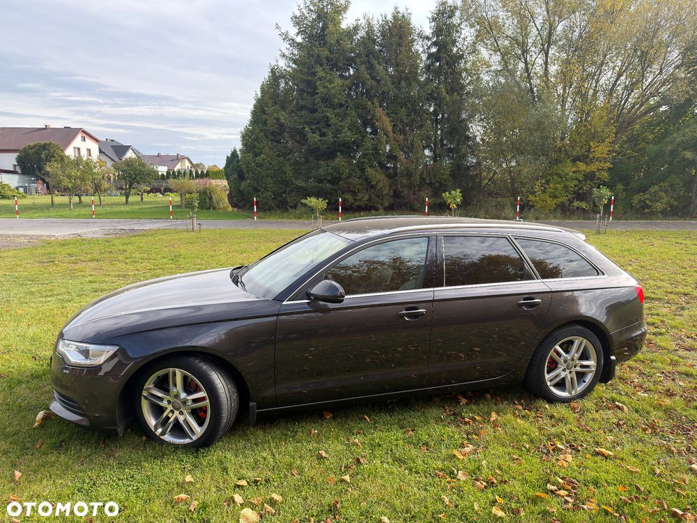 Audi A6 Avant 2011 photo 4