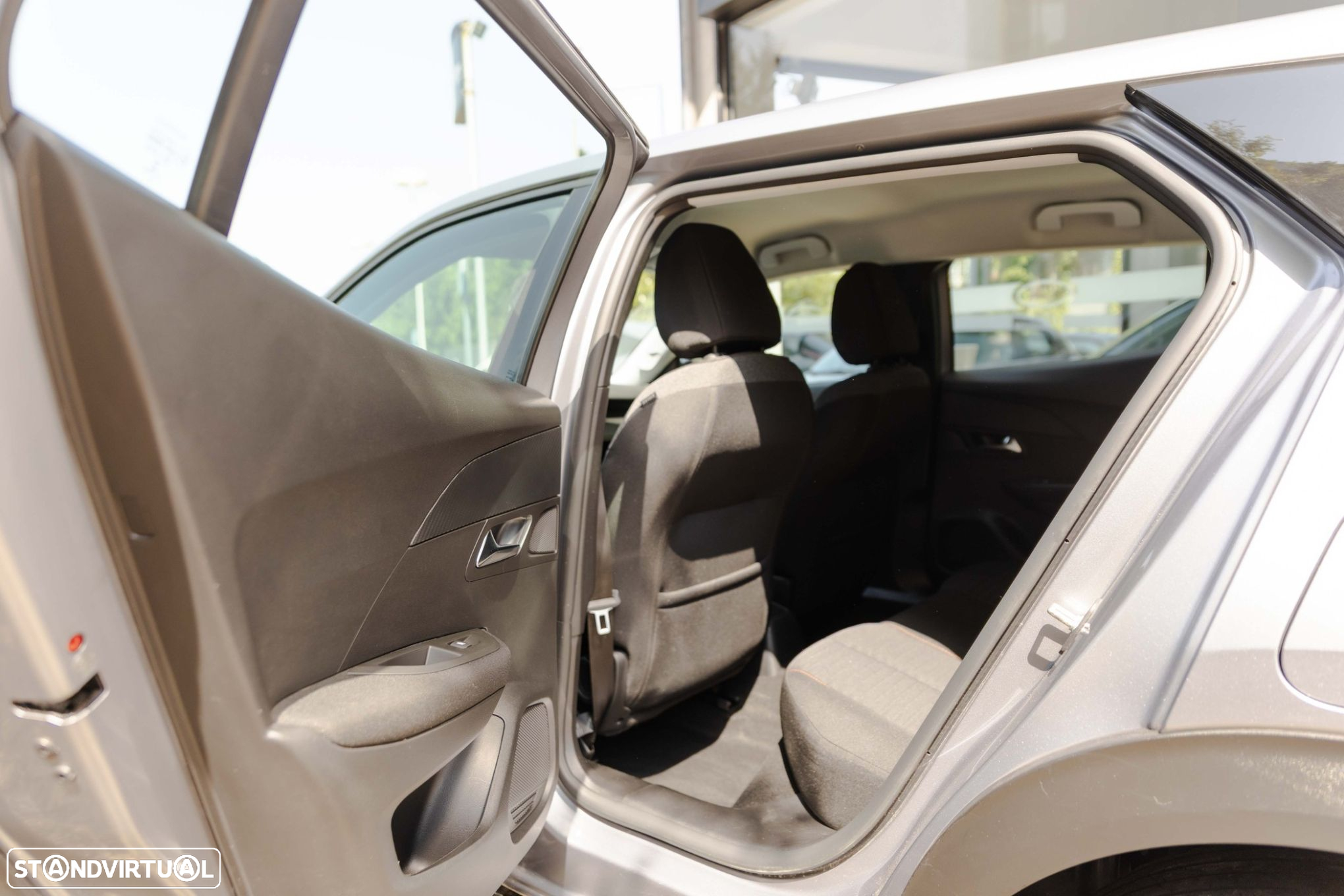 Peugeot 2008 1.2 PureTech Active Pack - 14