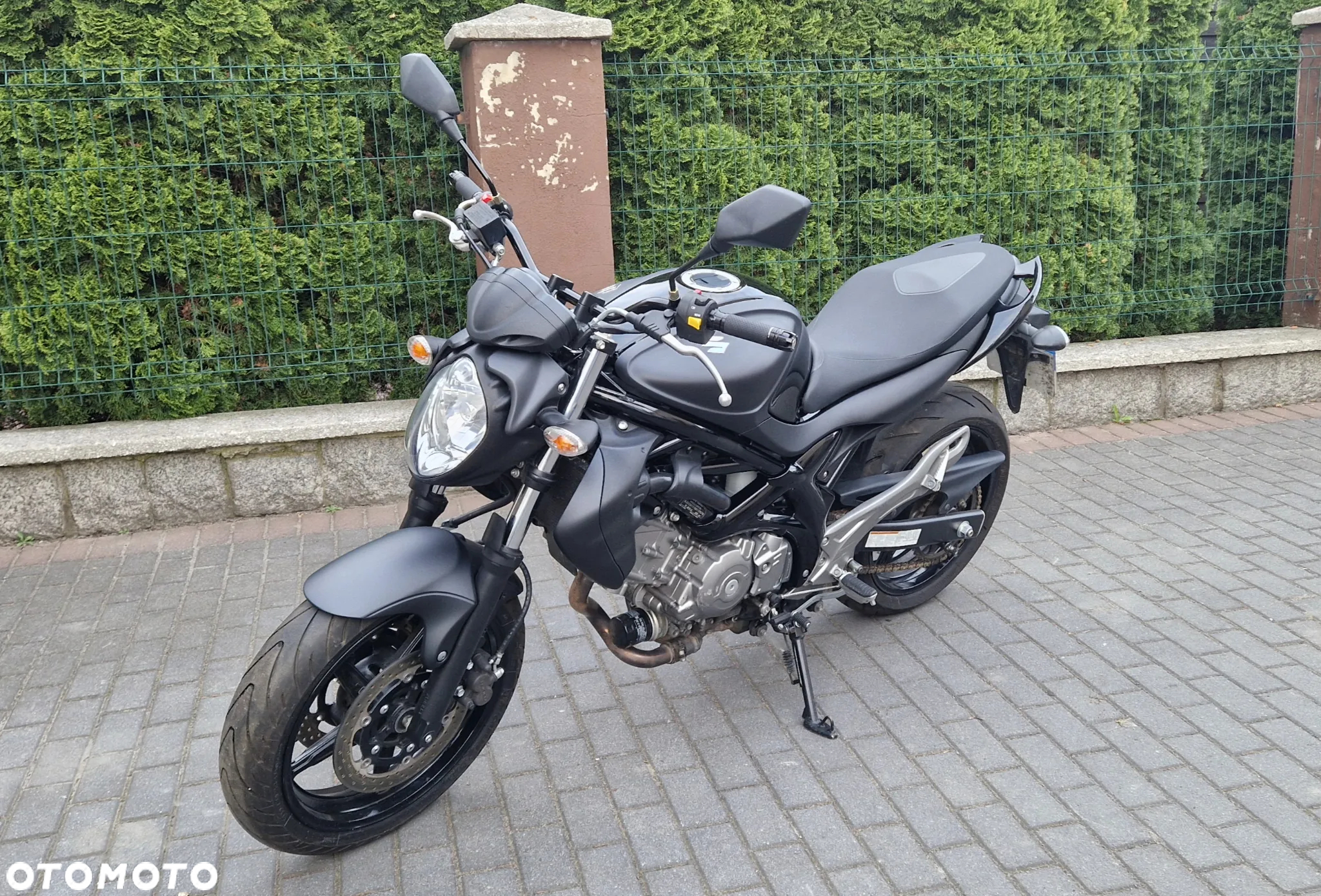 Suzuki Gladius - 5