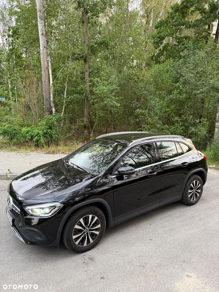 Mercedes-Benz GLA 200 Business Edition - 9