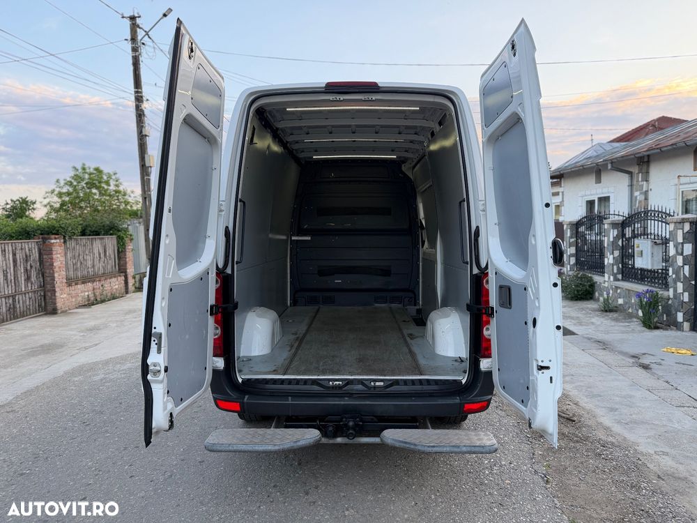 Volkswagen Crafter - 8