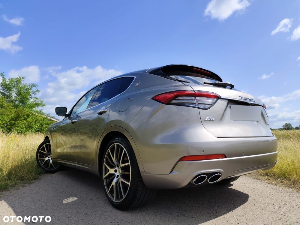 Maserati Levante S Q4 - 11