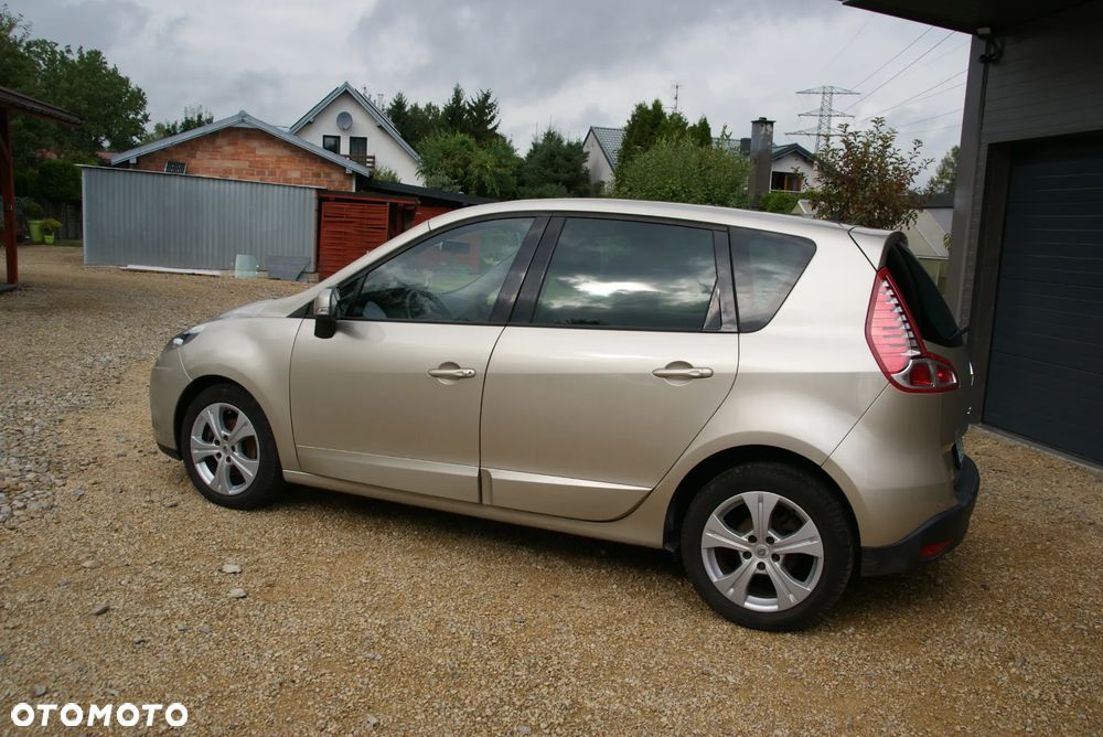Renault Scenic 1.6 16V Authentique - 5