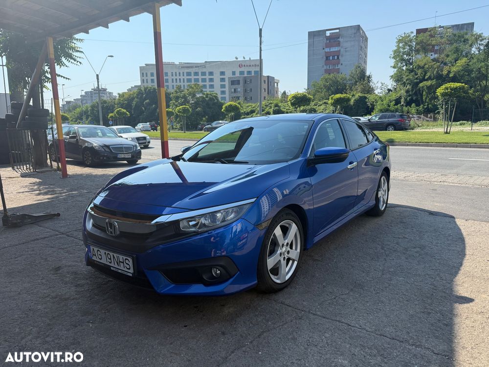 Honda Civic 1.5 VTEC Turbo CVT Executive - 2