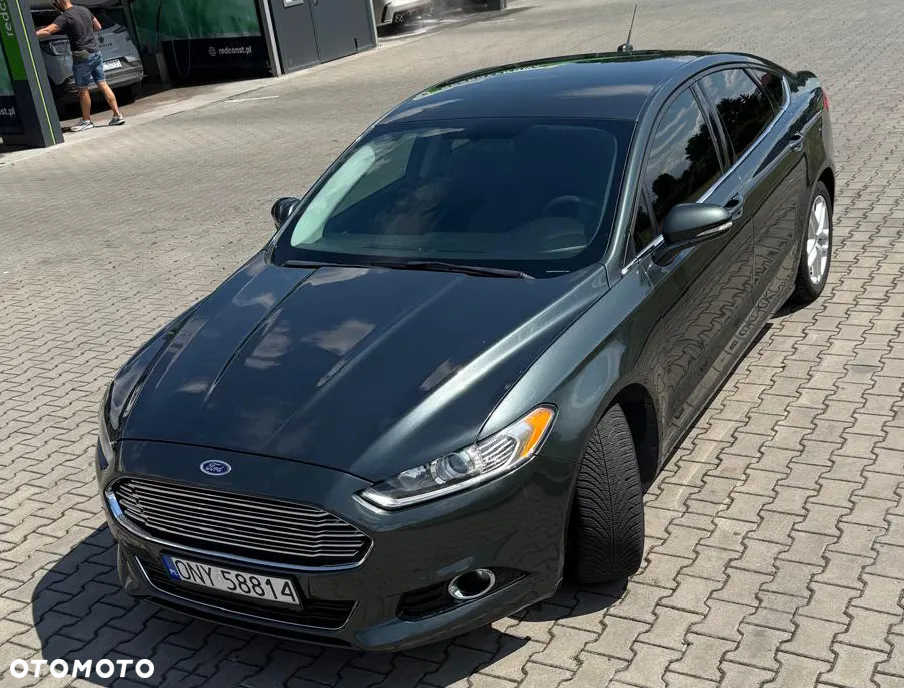 Ford Fusion - 3