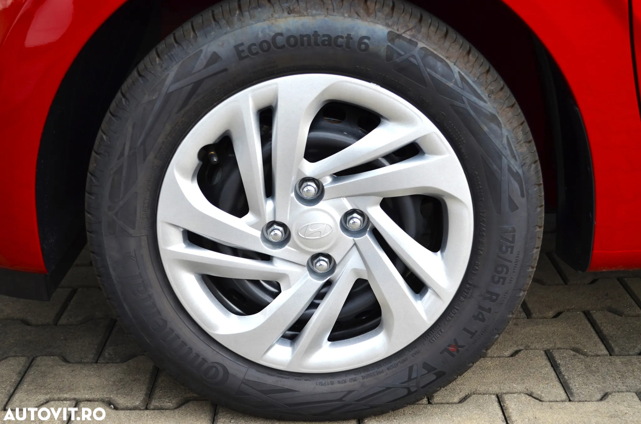 Hyundai i10 1.0 l 63 CP 5MT Comfort - 12