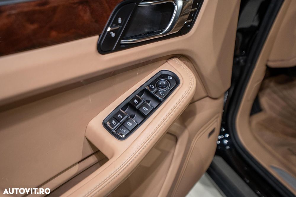 Porsche Macan 3.0 PDK S - 25