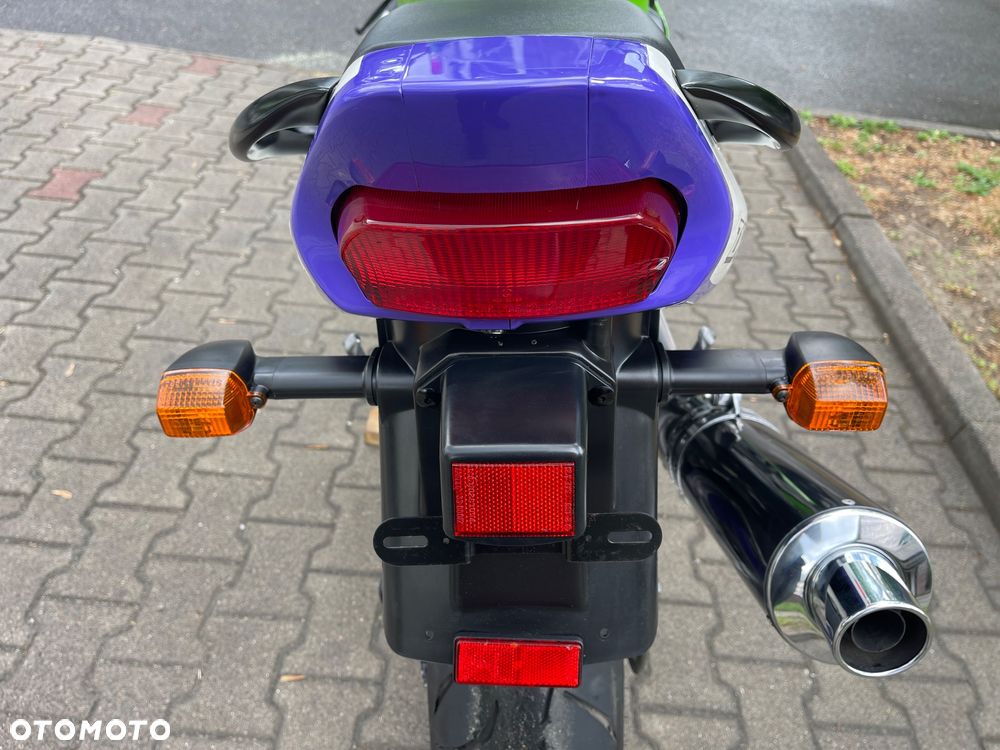 Kawasaki ZX - 16
