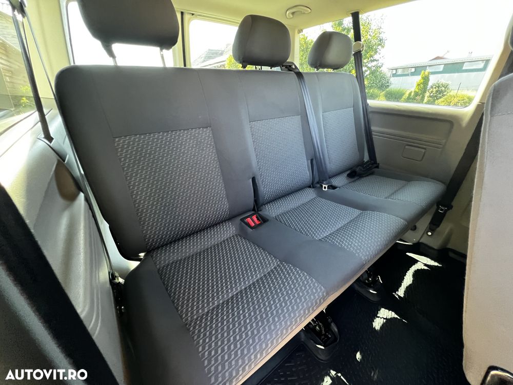 Volkswagen Transporter Caravelle DSG Comfortline Lung - 24