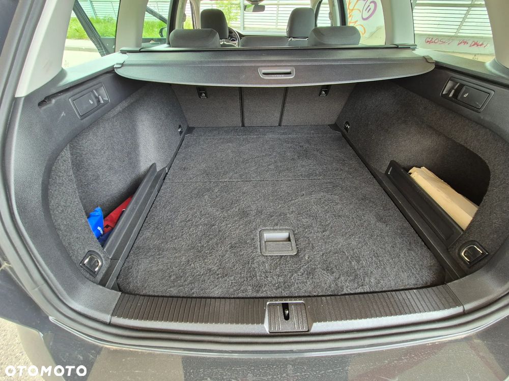 Volkswagen Passat 2.0 TDI EVO Essence - 8