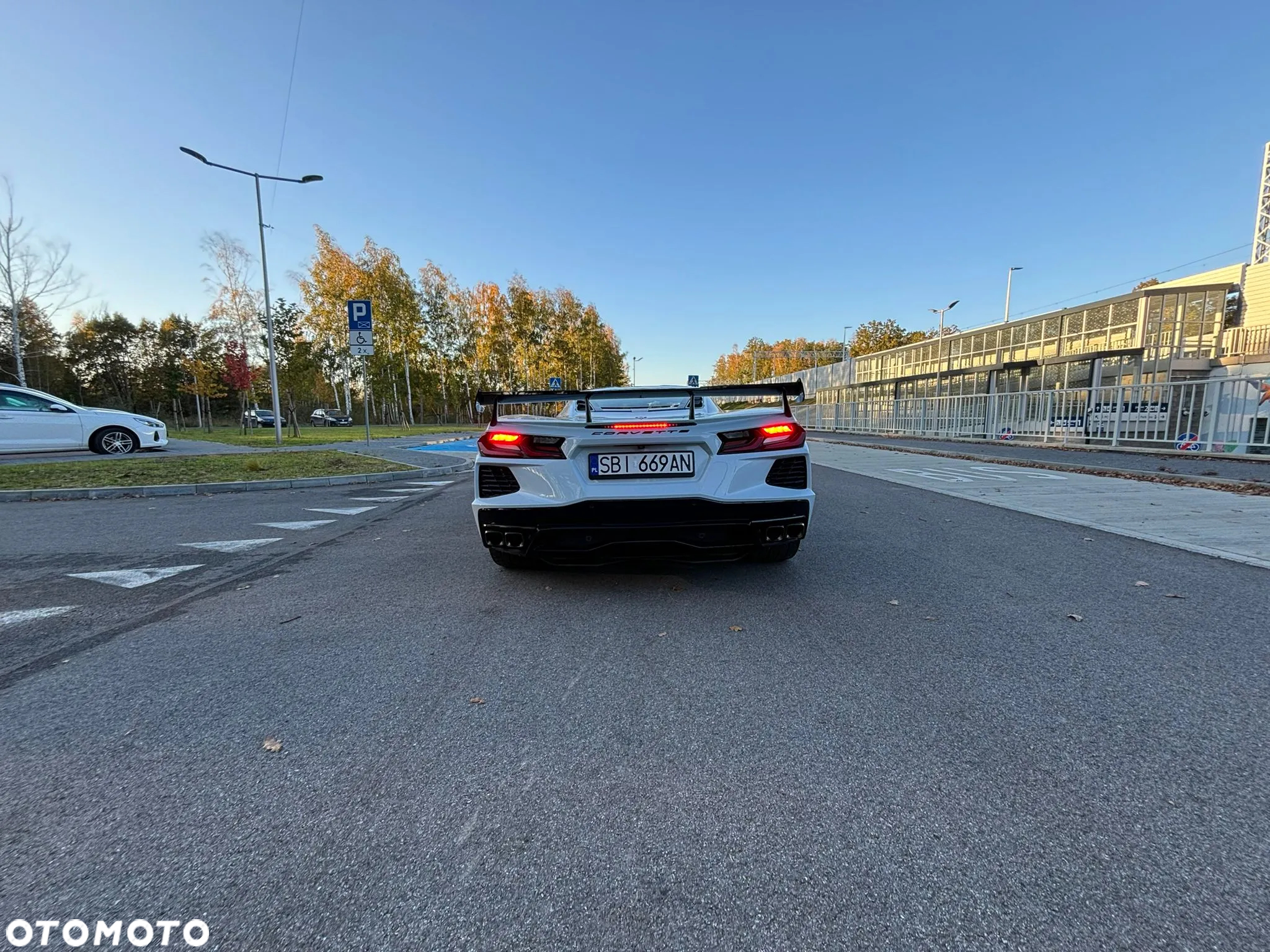 Chevrolet Corvette - 6