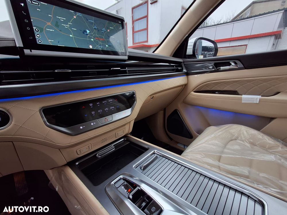 KG Mobility Rexton - 11