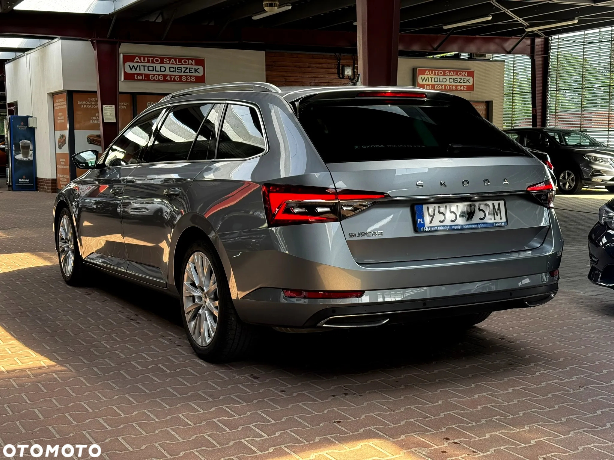 Skoda Superb 1.5 TSI L&K DSG - 5