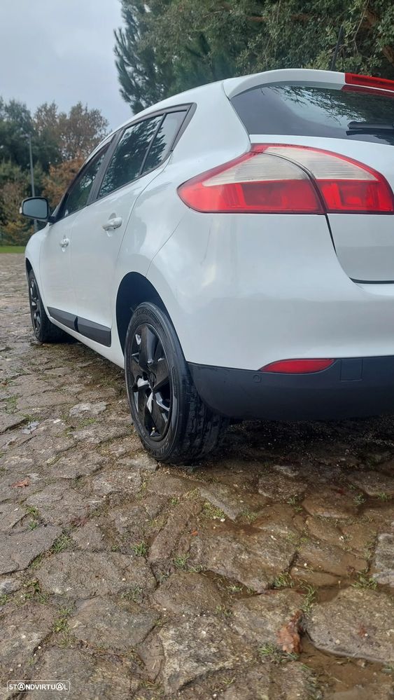 Renault Mégane 1.5 dCi Luxe - 5