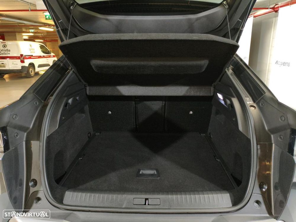 Peugeot 3008 1.2 Hybrid Allure e-DCS6 - 11
