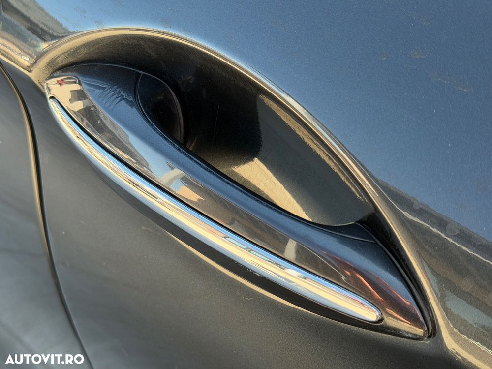 BMW Seria 5 535d xDrive AT - 34