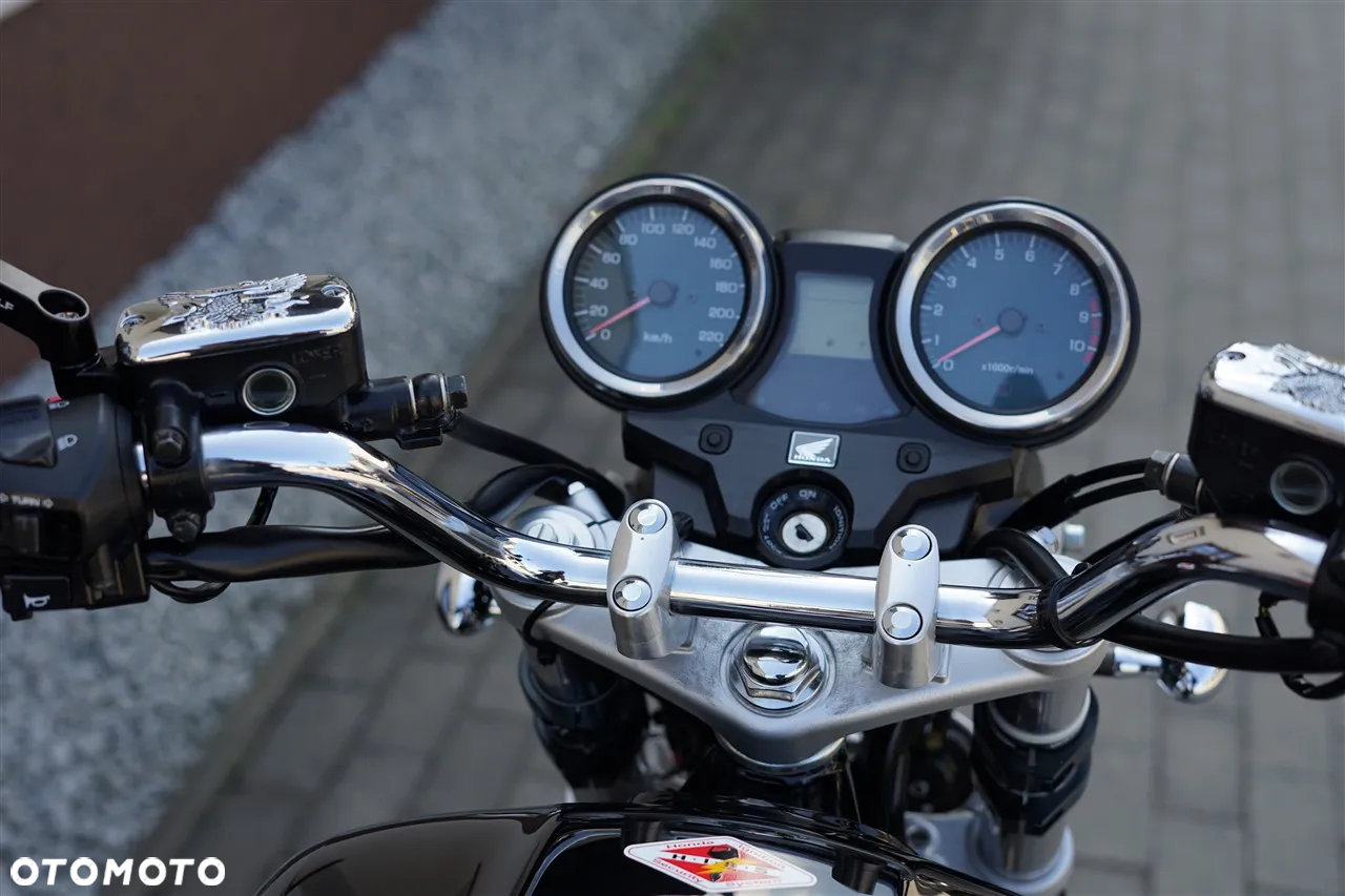 Honda CB - 18