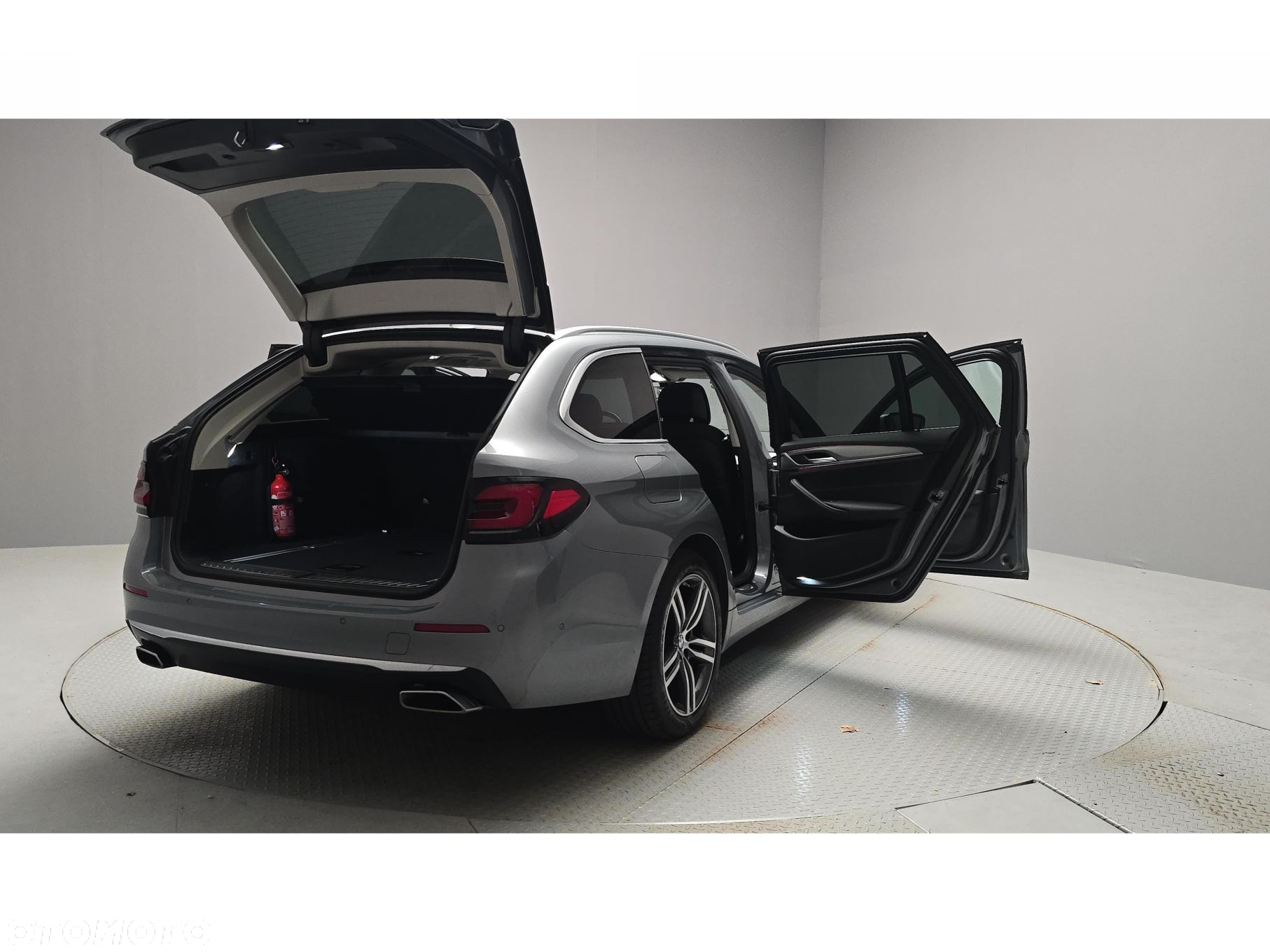 BMW Seria 5 - 10