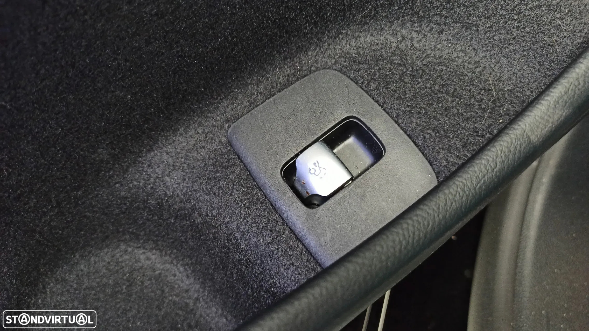 Mercedes-Benz E 220 d - 32