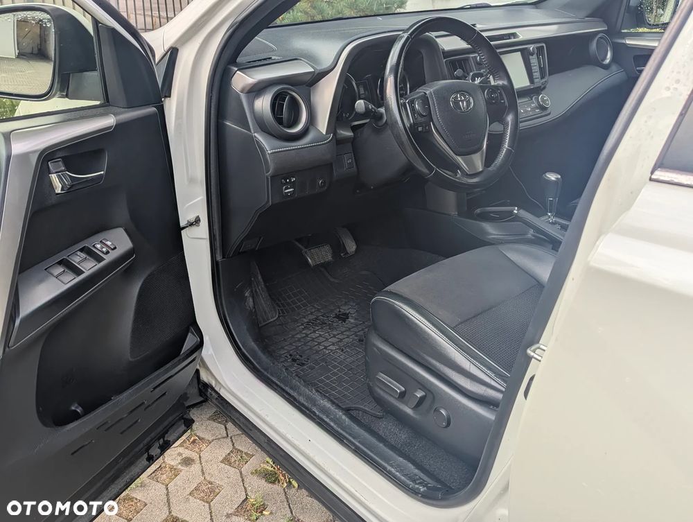 Toyota RAV4 Hybrid Premium 4x2 - 4