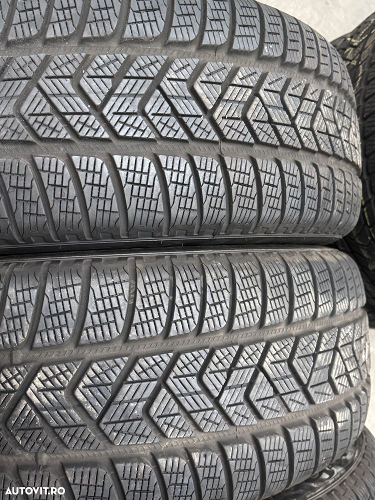 Vând 4 anvelope 235/55/19 Pirelli de iarnă ca noi - 3