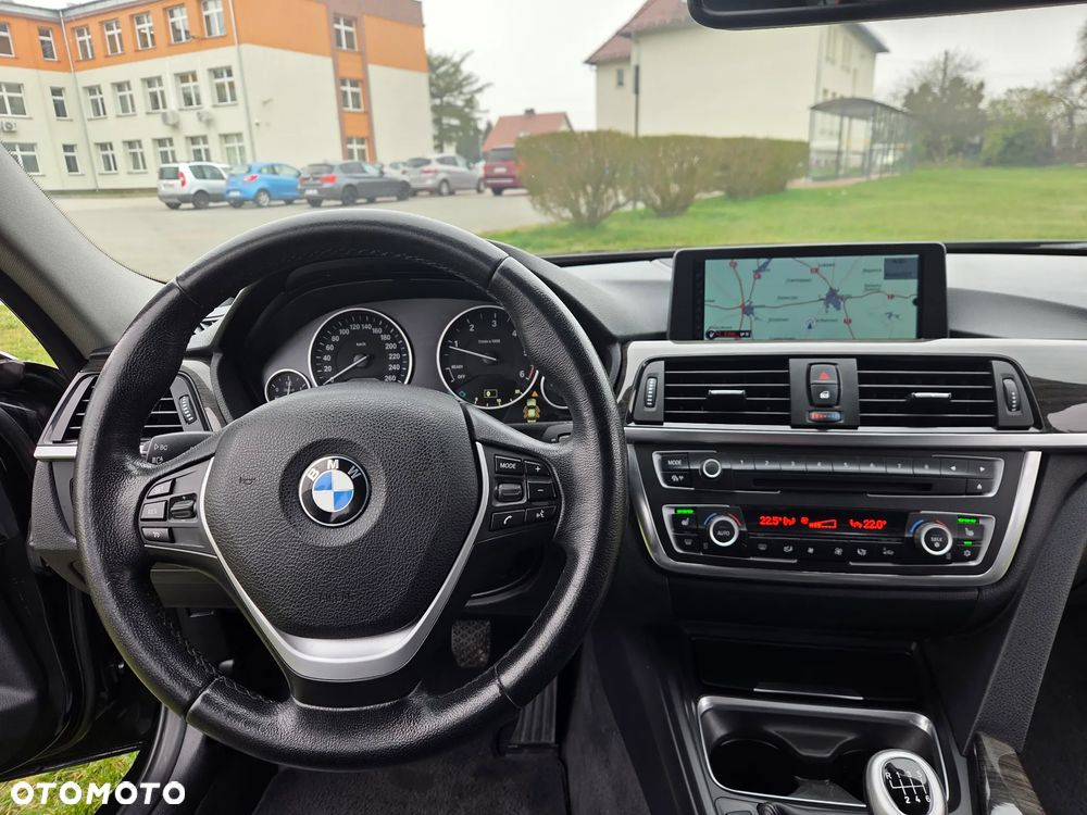 BMW Seria 3 320d Blue Performance Luxury Line - 23