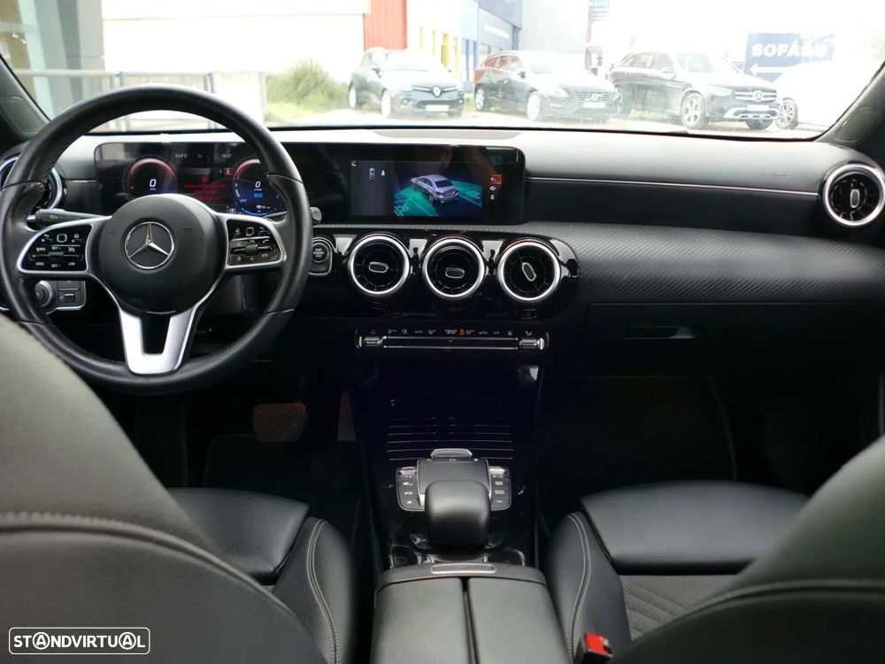 Mercedes-Benz A 250 Limousine e Style Plus - 33