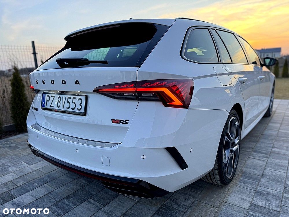 Skoda Octavia 2.0 TDI DSG RS Plus - 12