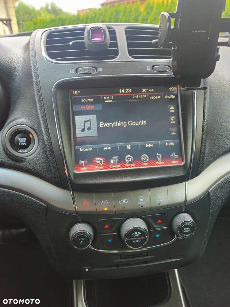 Dodge Journey - 15