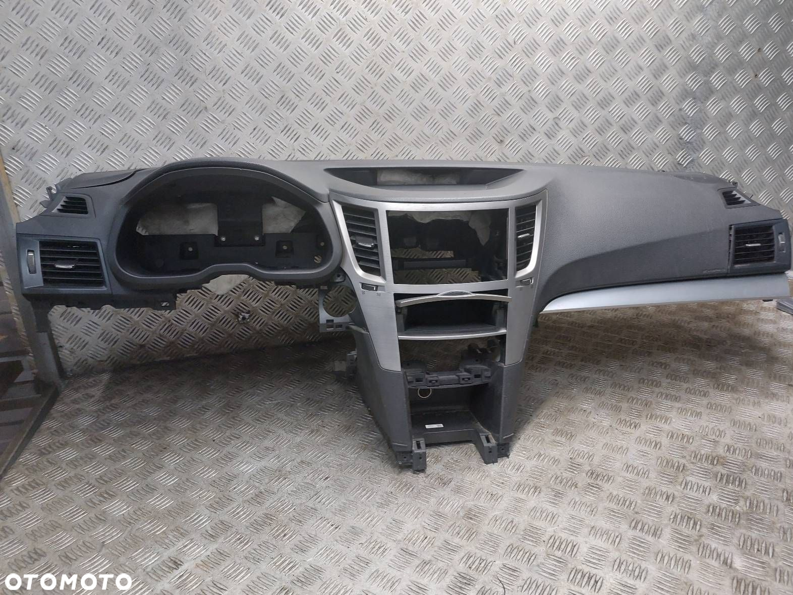ZESTAW POSTRZAŁOWY KOKPIT SUBARU LEGACY V 2012R - 18