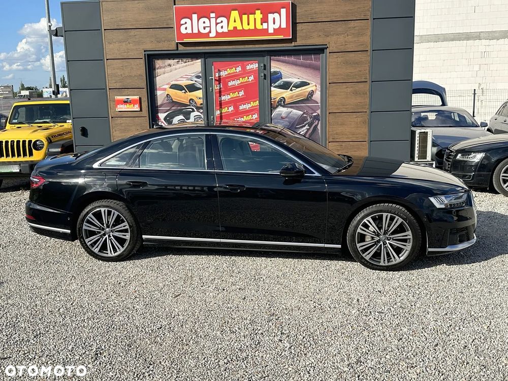 Audi A8 - 12