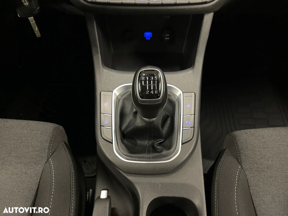 Hyundai i30 1.5 110CP M/T Highway - 22
