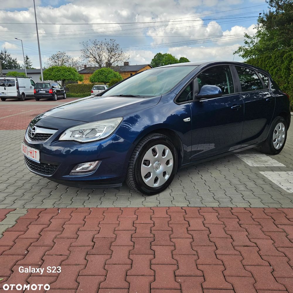 Opel Astra 1.6 Design Edition - 2