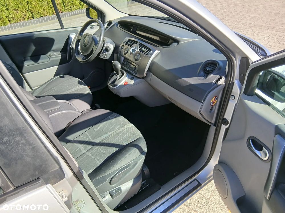 Renault Scenic 1.6 16V Authentique Dynamique - 7