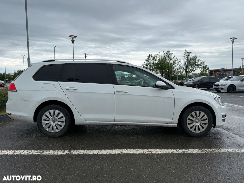 Volkswagen Golf - 3