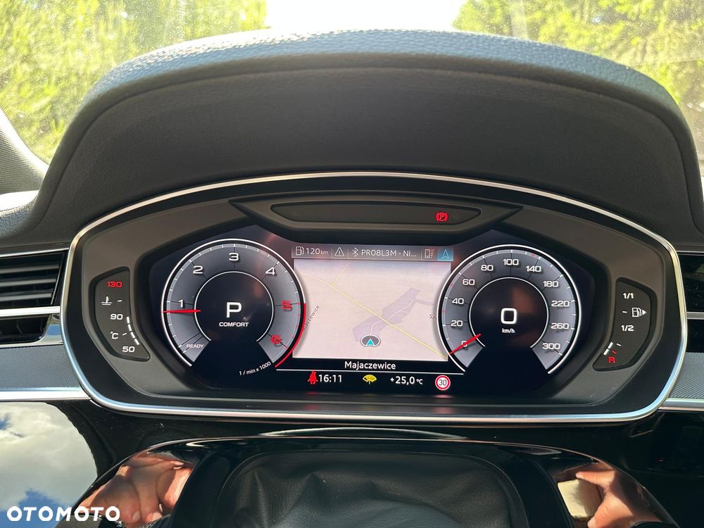 Audi A8 - 19