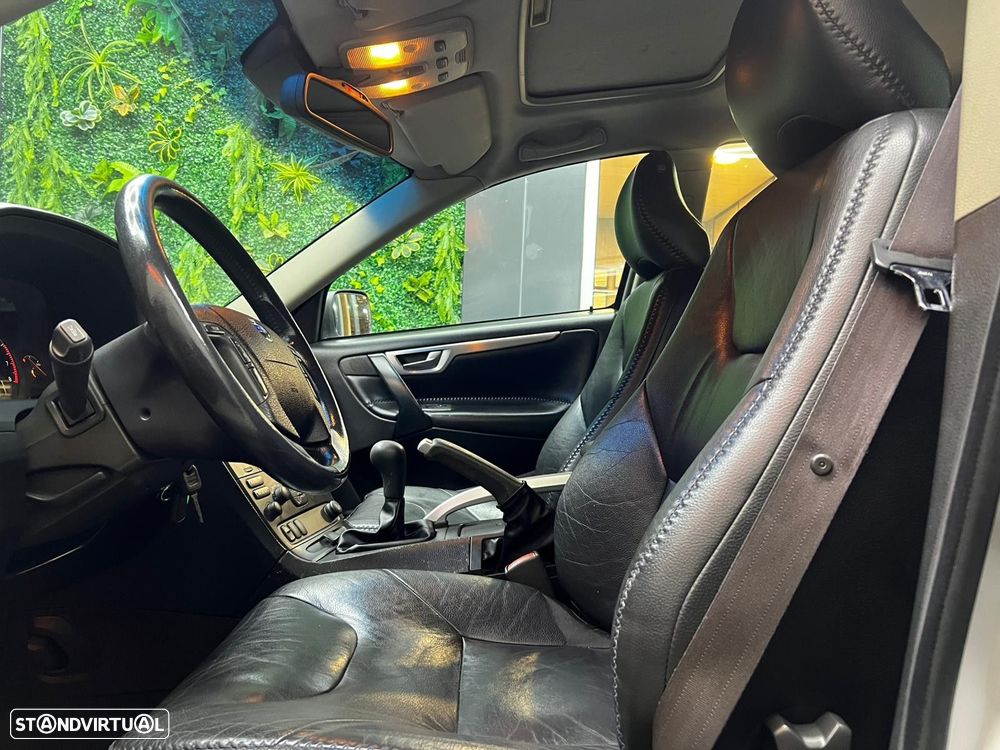 Volvo V70 Crosscountry - 7