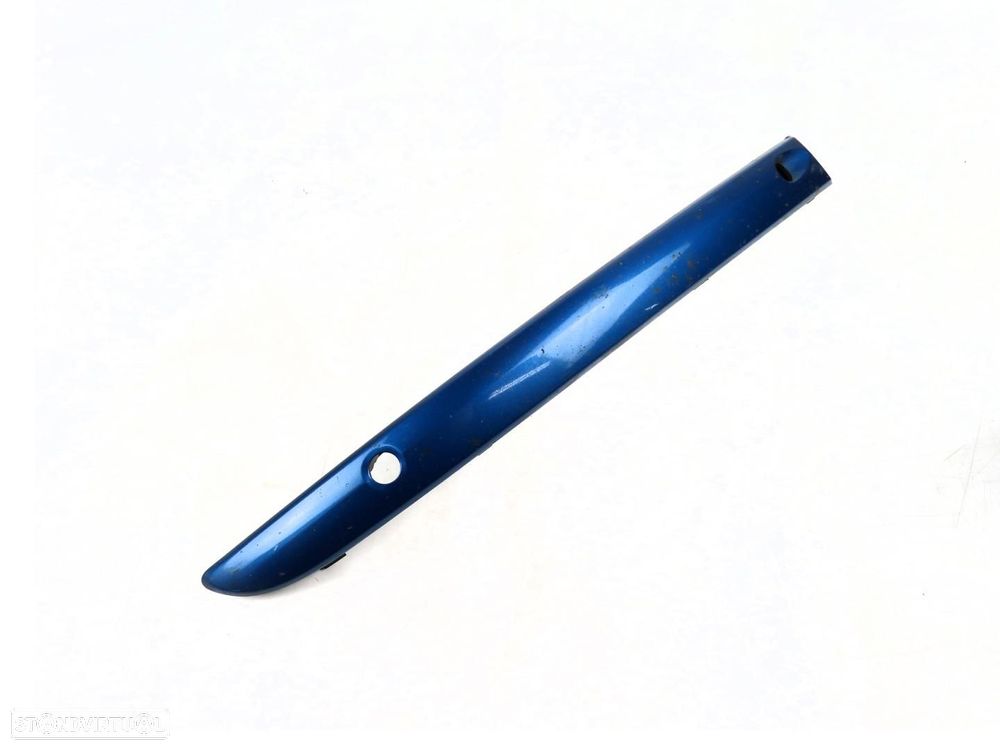 Friso parachoques Direito/Frente Usado / Original BMW 1 (E87) 51227136638/712450... - 2