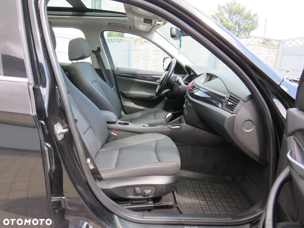BMW X1 xDrive28i - 32