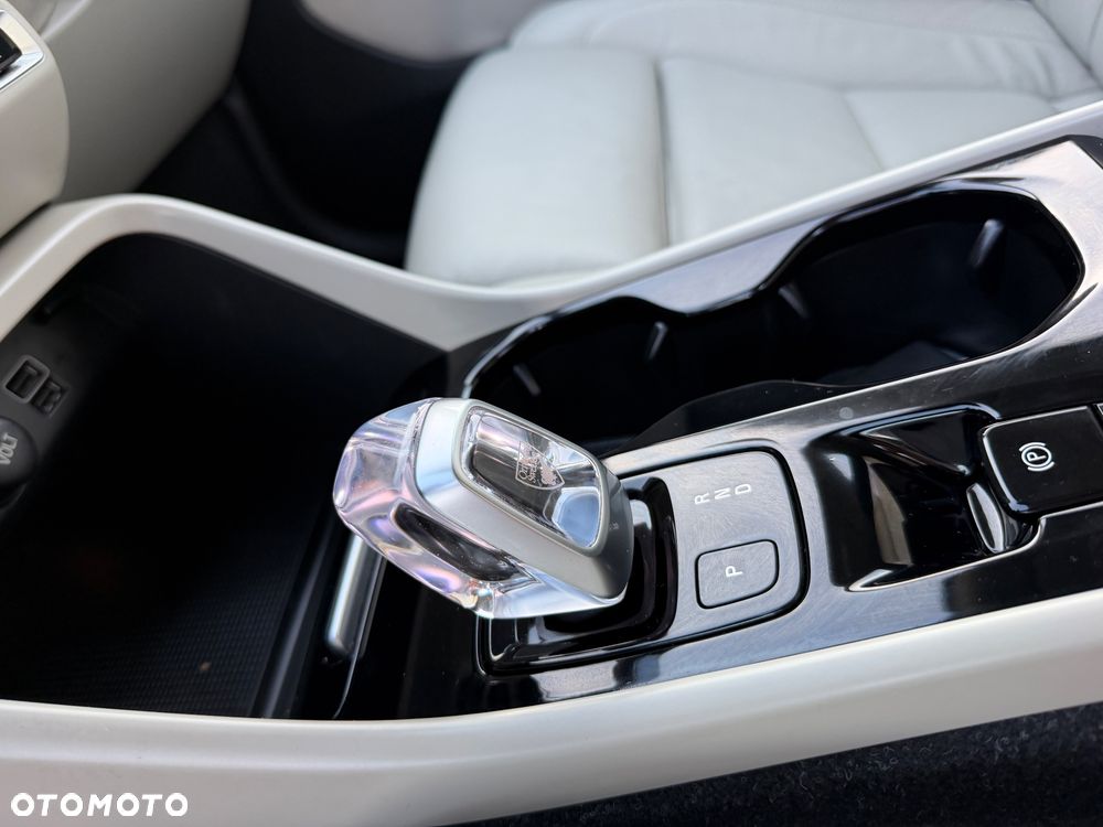 Volvo XC 40 T3 Inscription - 16
