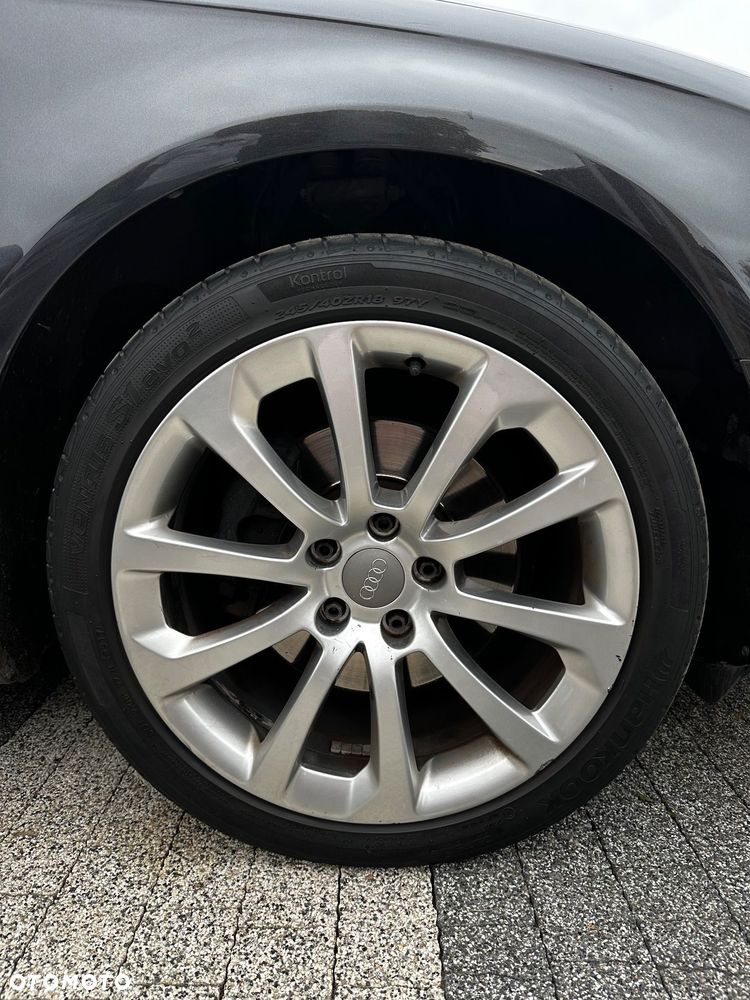 Audi A4 Avant - 6