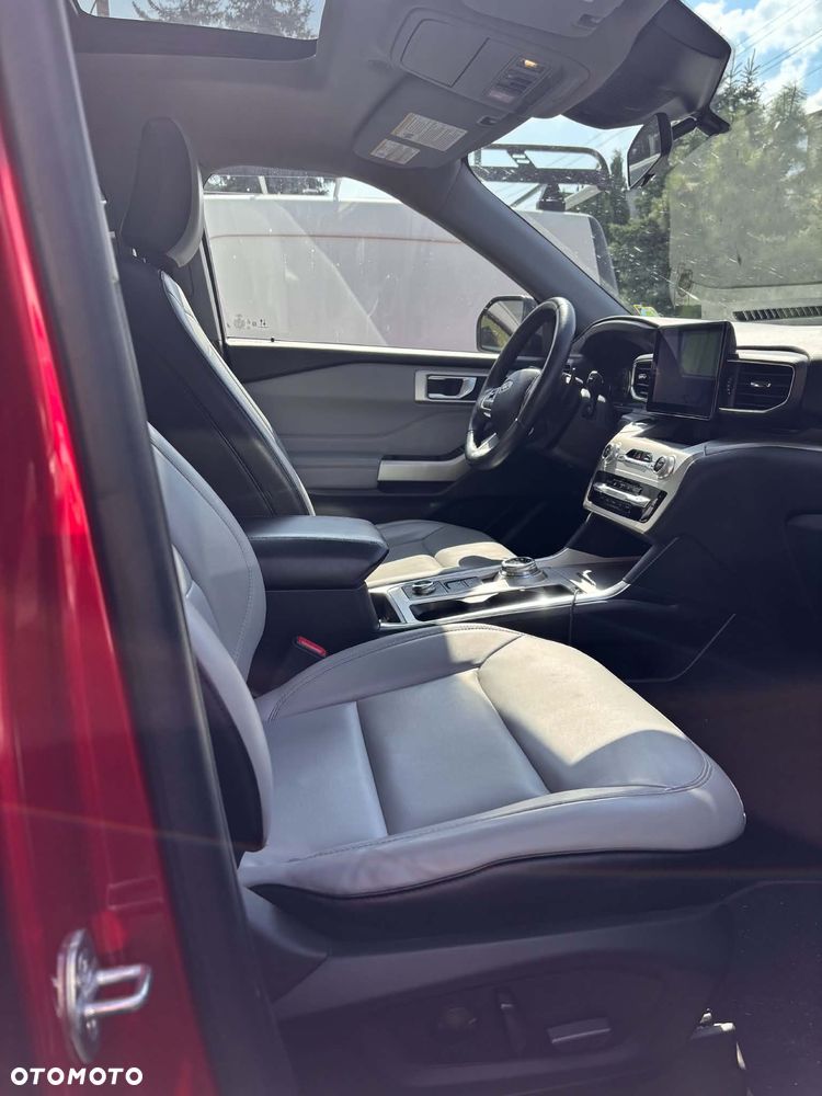 Ford Explorer - 6