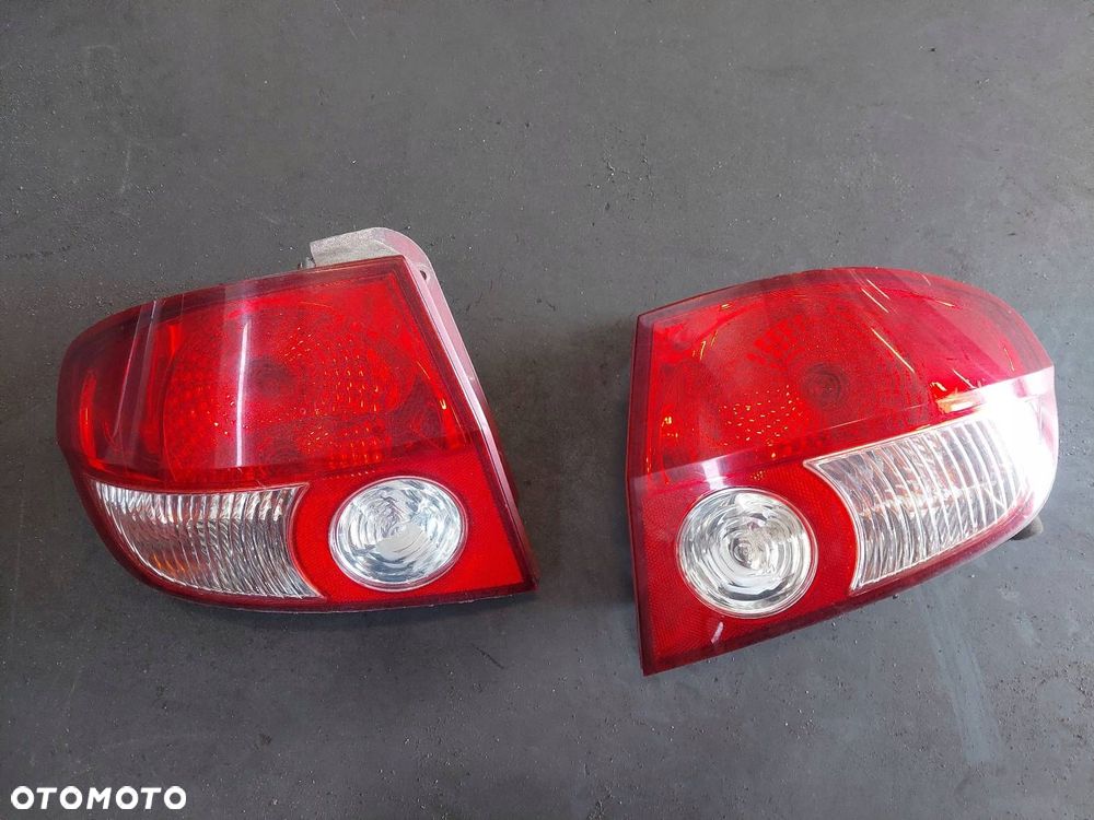 KOMPLETNY TYŁ HYUNDAI GETZ I CS KLAPA ZDERZAK LAMPY - 3
