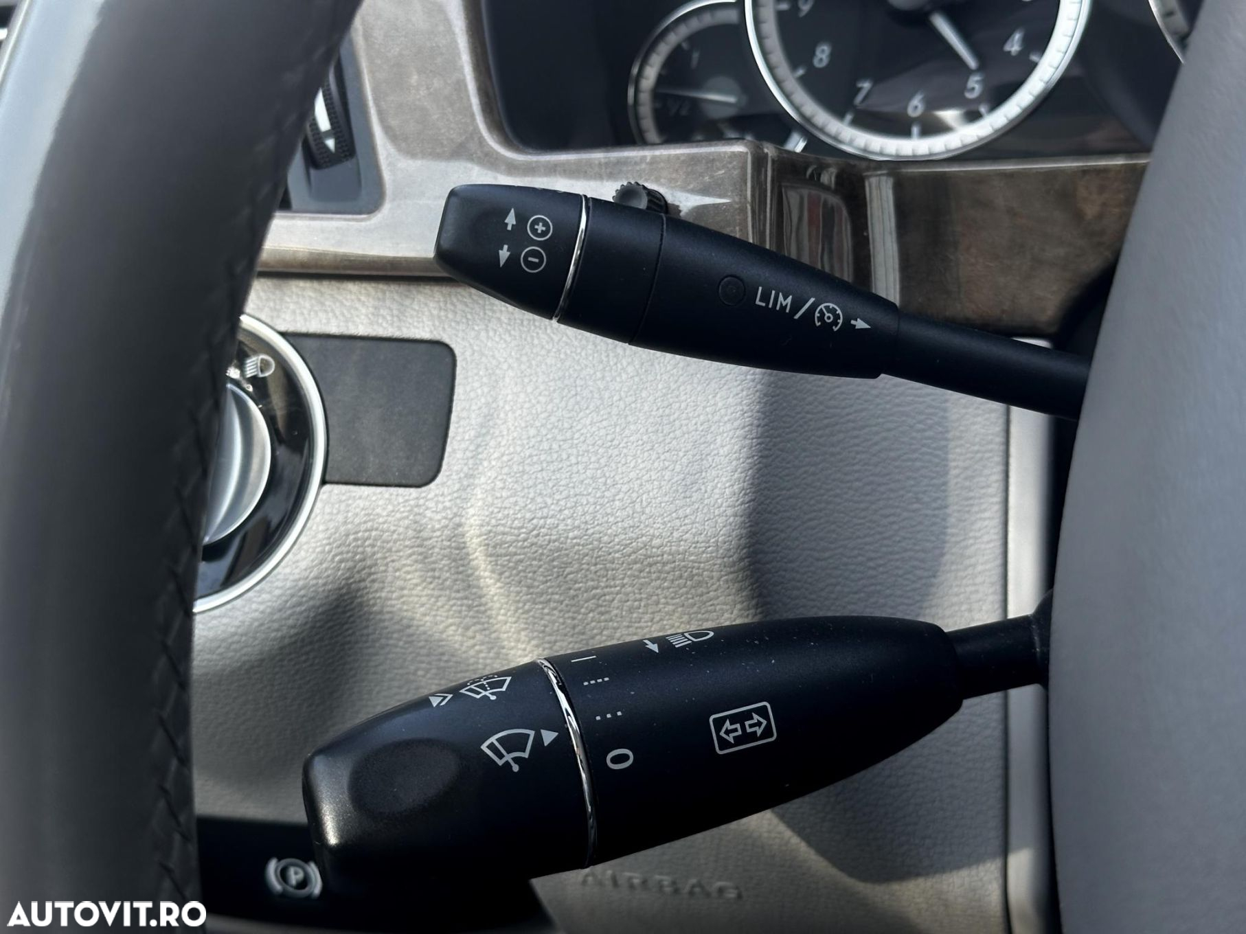 Mercedes-Benz E 200 CGI BlueEfficiency Automatik - 16