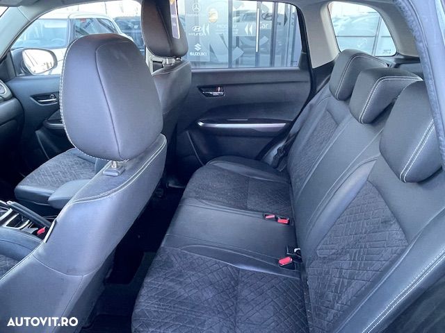 Suzuki Vitara 1.4 Boosterjet MHEV Spirit - 14