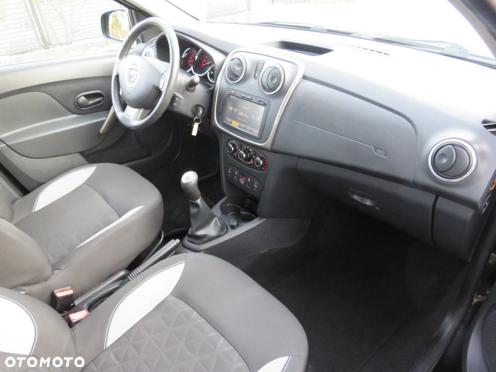 Dacia Sandero Stepway 1.5 dCi - 13