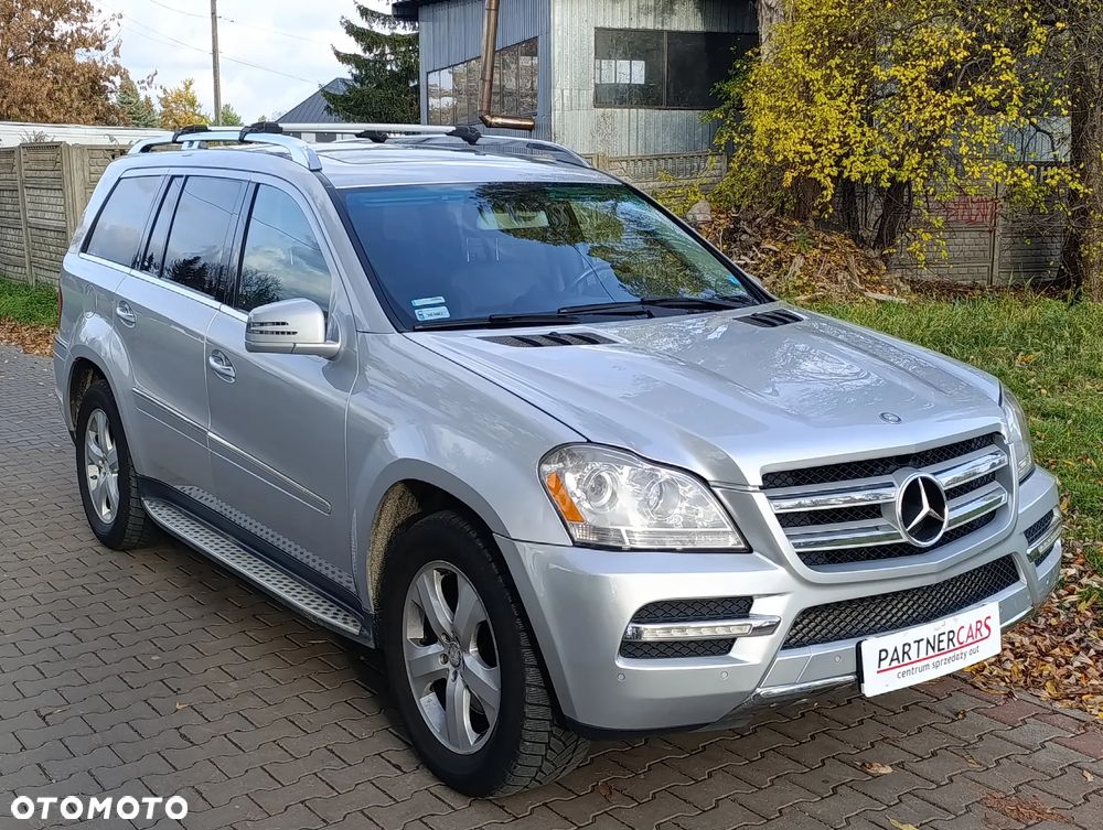 Mercedes-Benz GL 450 4Matic 7G-TRONIC - 1