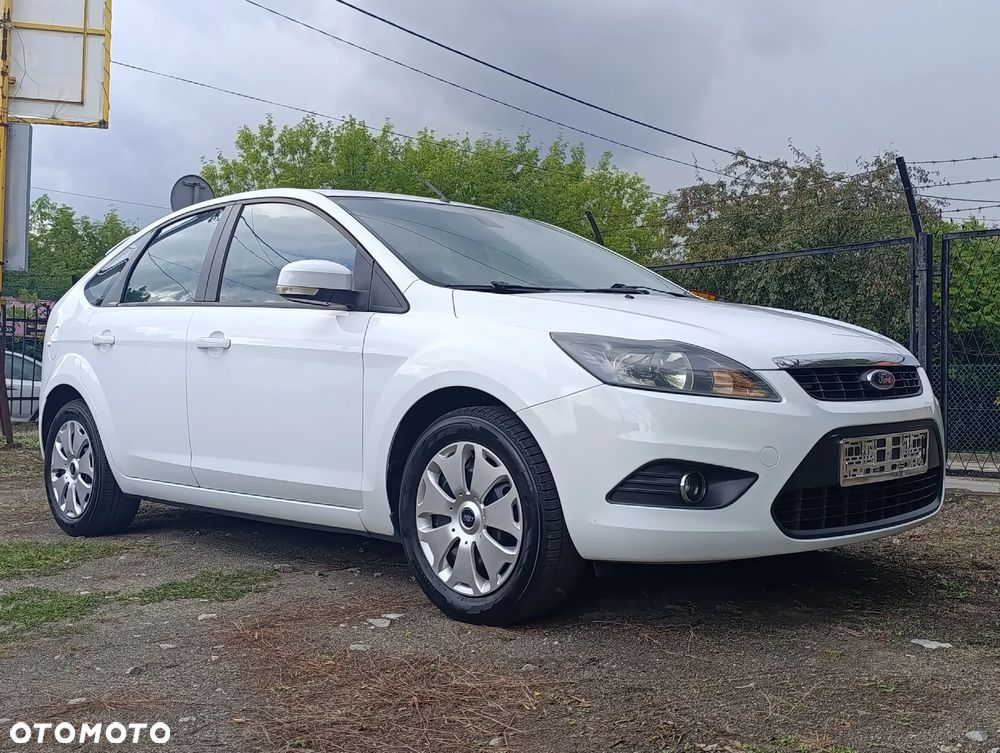 Ford Focus 1.6 Trend - 28