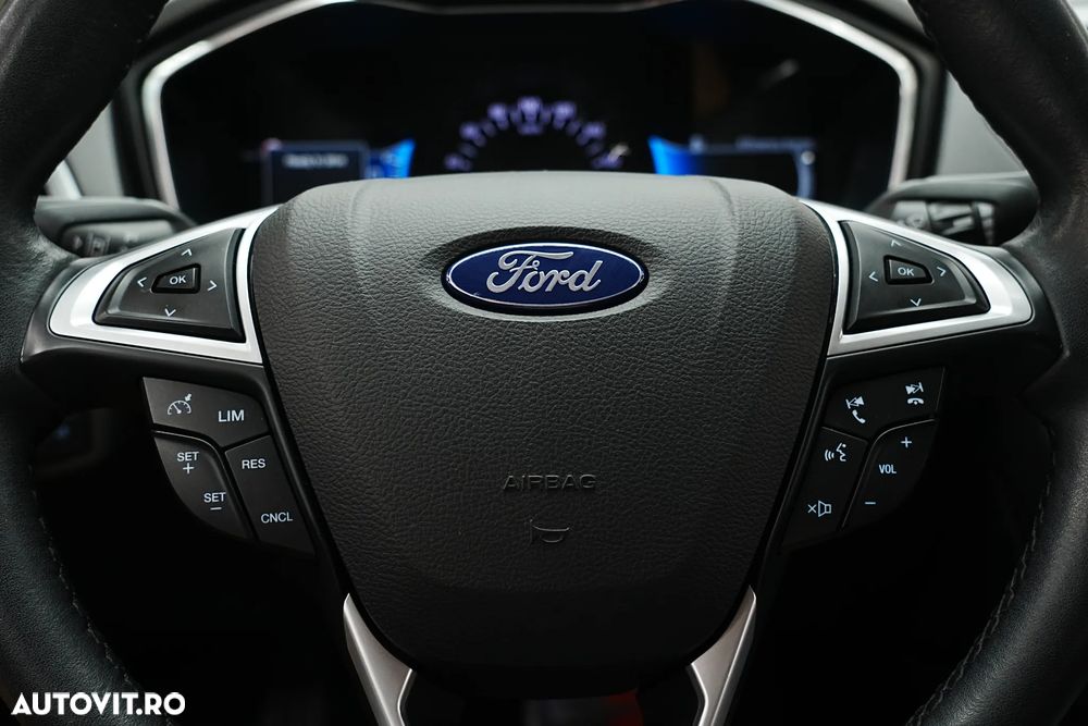 Ford Mondeo 2.0 Ti-VCT Hybrid Titanium - 26