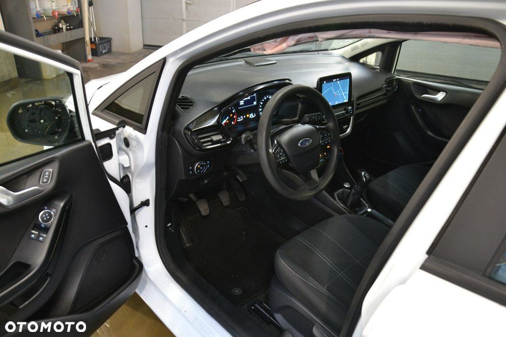 Ford Fiesta - 18